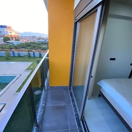Apartment Havalimani Ve Alisveris Merkezlerine Yakin Havuzlu Daire Aksu (Antalya)